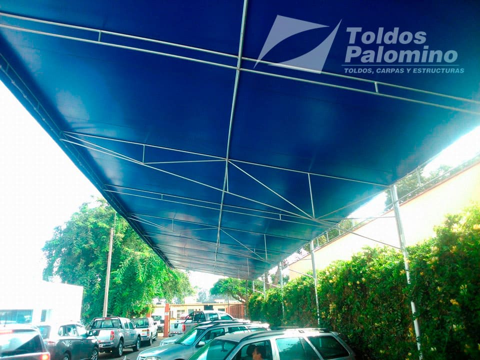 Toldo tipo techo